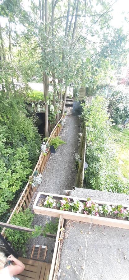 La P'Tite Maison Charleroi Luaran gambar